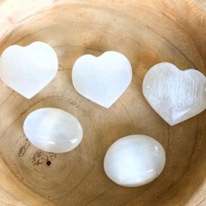 galet et coeur de sélénite